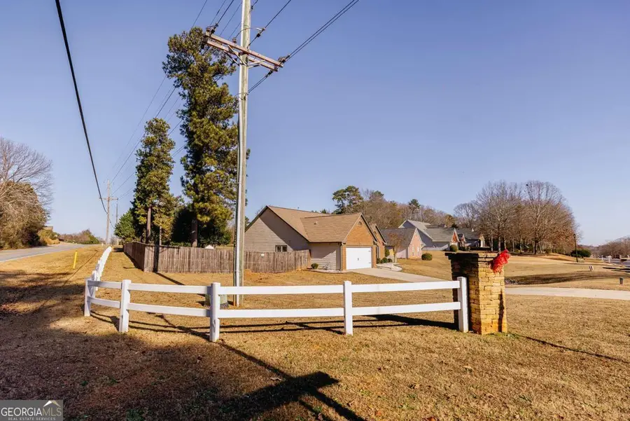 5790 Newberry Point Drive, Flowery Branch, GA 30542 - Image #3