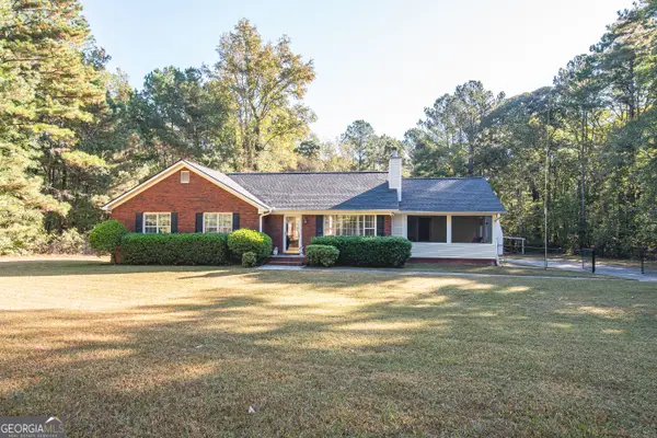 200 Lake Amah Lee Road, Hampton, GA 30228