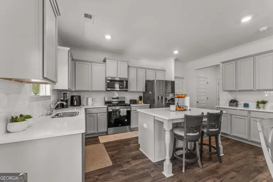 379 Blue Juniper Circle, Loganville, GA 30052 - Image #3