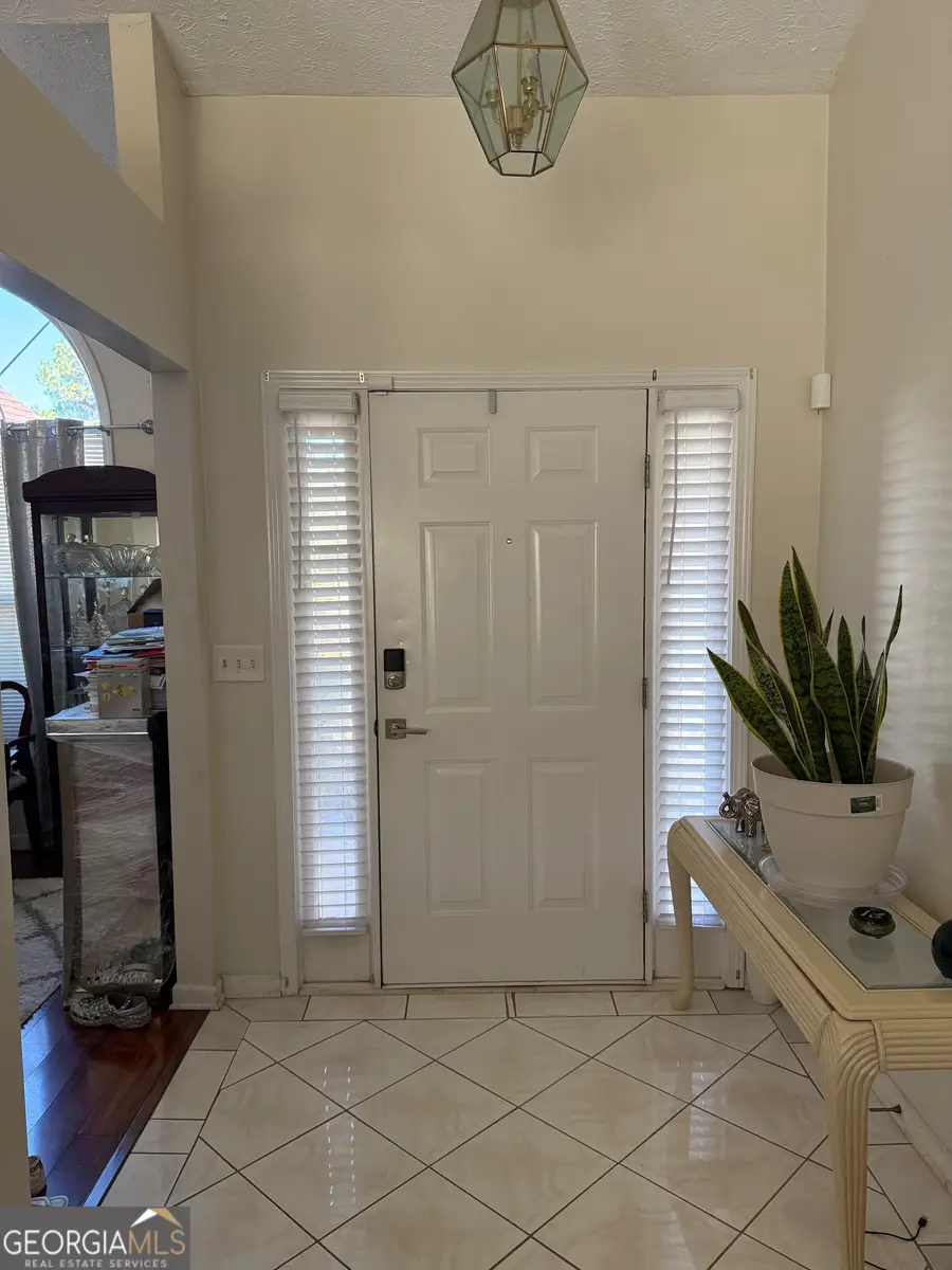 6003 Hillvale Court, Lithonia, GA 30058 - Image #2