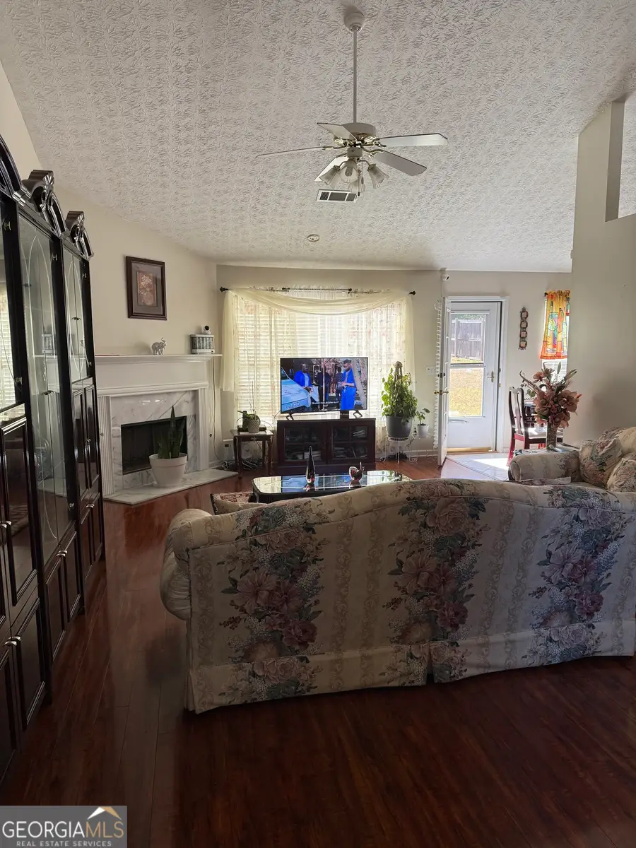 6003 Hillvale Court, Lithonia, GA 30058 - Image #3