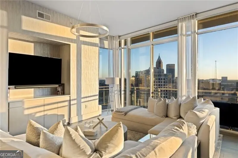 1065 Peachtree Street Ne #3604, Atlanta, GA 30309 - Image #2