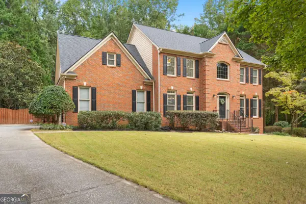 3505 Chartwell Drive, Suwanee, GA 30024