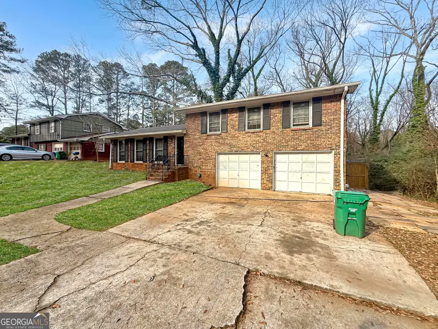 4796 Fairforest Drive, Stone Mountain, GA 30088 - Image #2