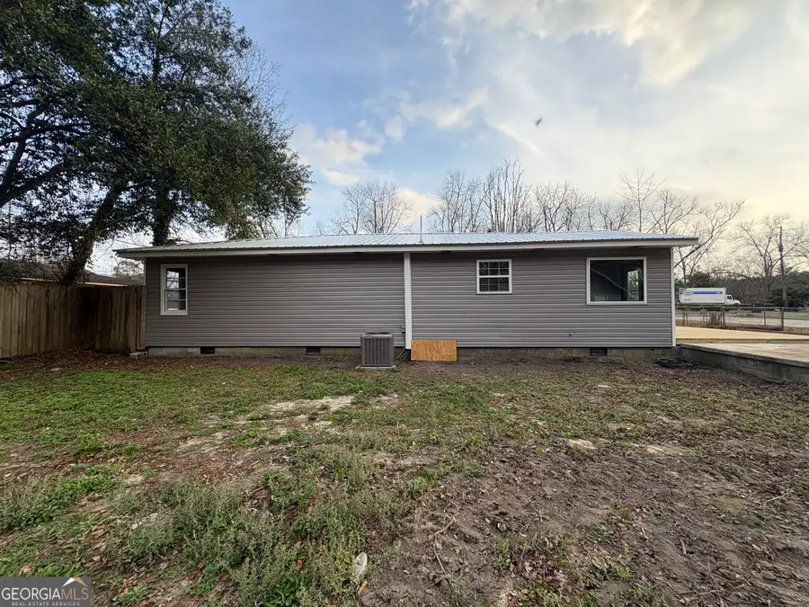 118 Edmondson Circle, Cochran, GA 31014 - Image #3