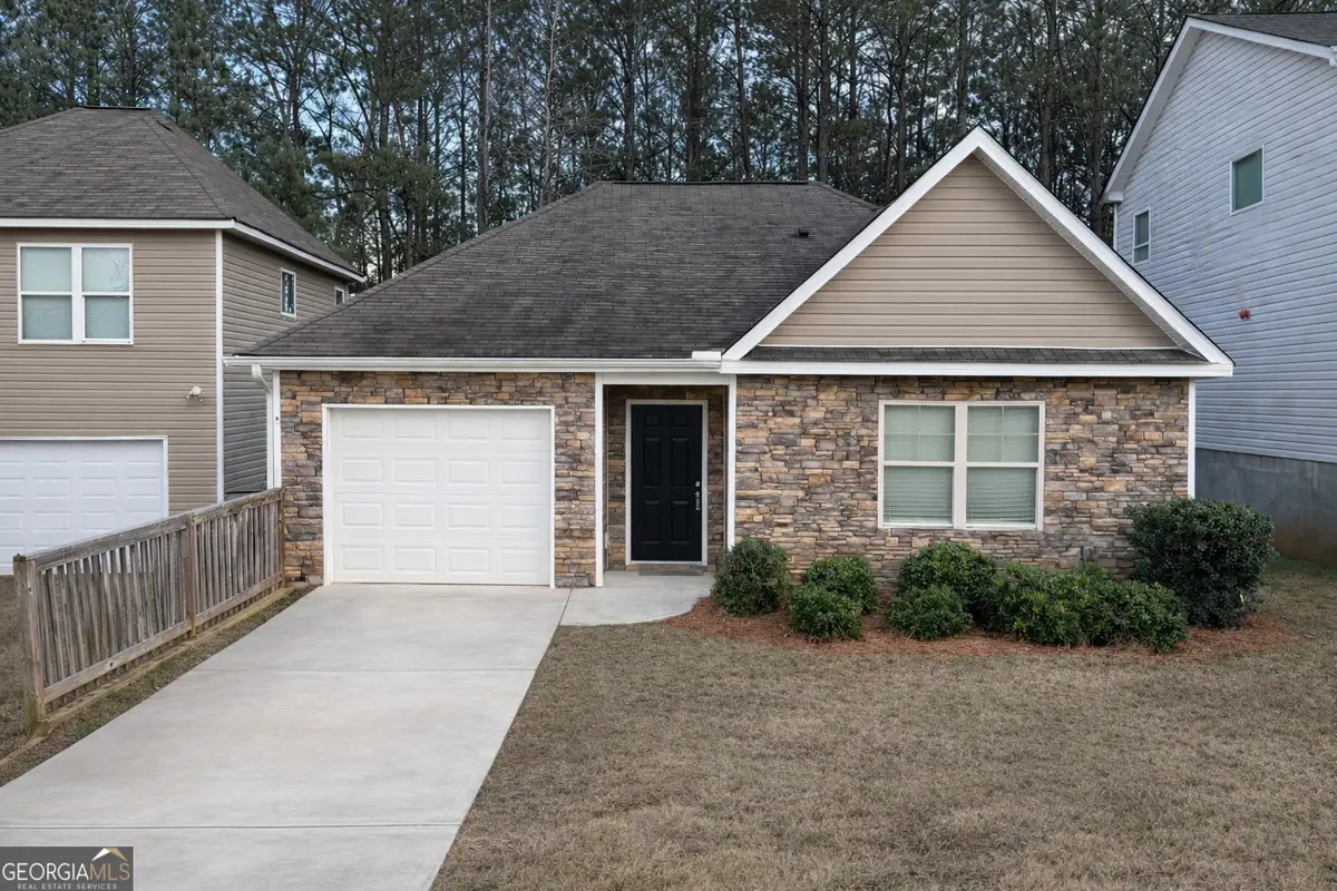 649 Carlton Pointe Drive, Palmetto, GA 30268 - Image #1
