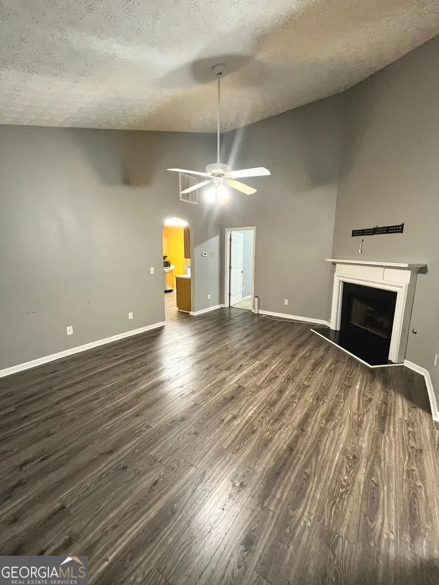 6135 Stone Creek Lane, Rex, GA 30273 - Image #2