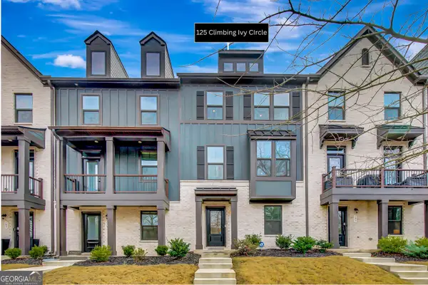 125 Climbing Ivy Circle, Fayetteville, GA 30214