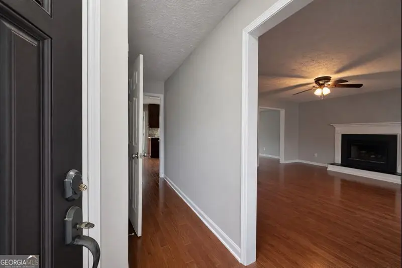 716 Wilkes Drive, Loganville, GA 30052 - Image #3