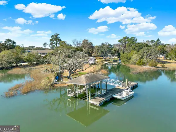 2724 Livingston Avenue, Savannah, GA 31406