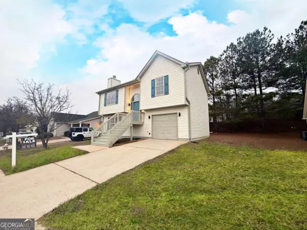 7027 Biscayne Boulevard, Rex, GA 30273