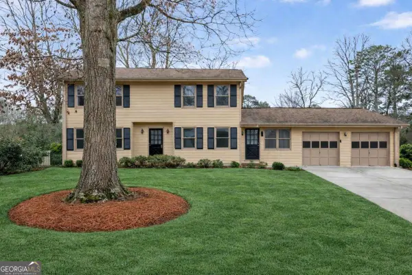 537 Angie Way Sw, Lilburn, GA 30047