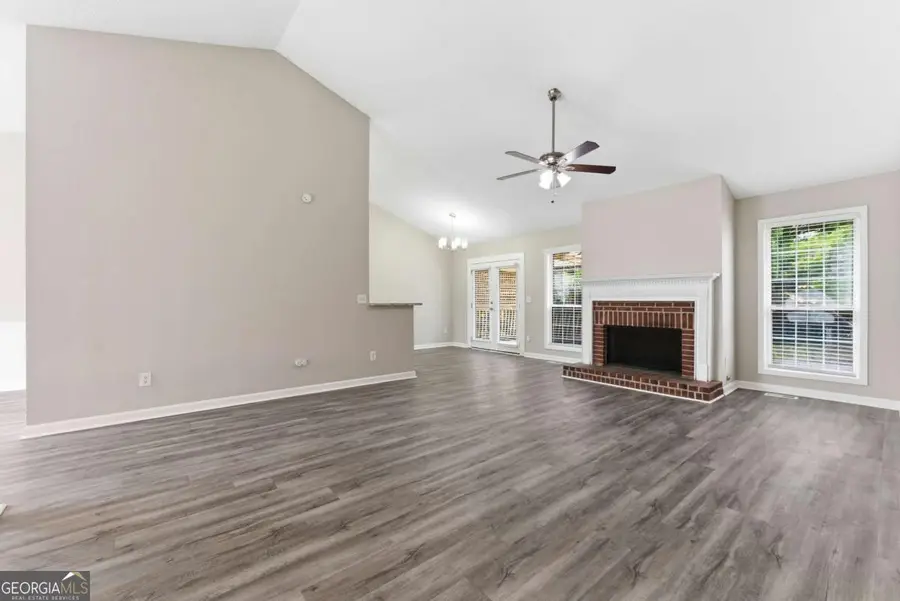 203 Chesapeake Lane, Woodstock, GA 30189 - Image #3