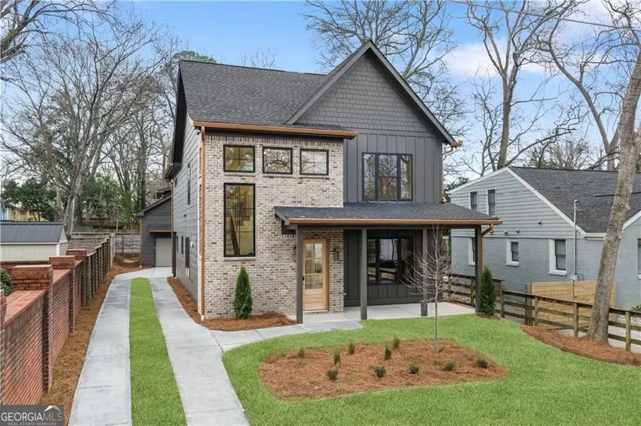 540 Willard Avenue Sw, Atlanta, GA 30310 - Image #2