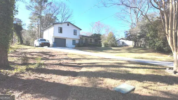 56 Dempsey Drive, Lawrenceville, GA 30044