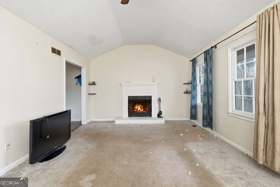 3787 Memorial Parkway Nw, Kennesaw, GA 30152 - Image #2