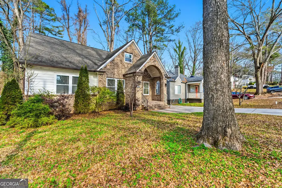 1779 N Olympian Way Sw, Atlanta, GA 30310 - Image #2