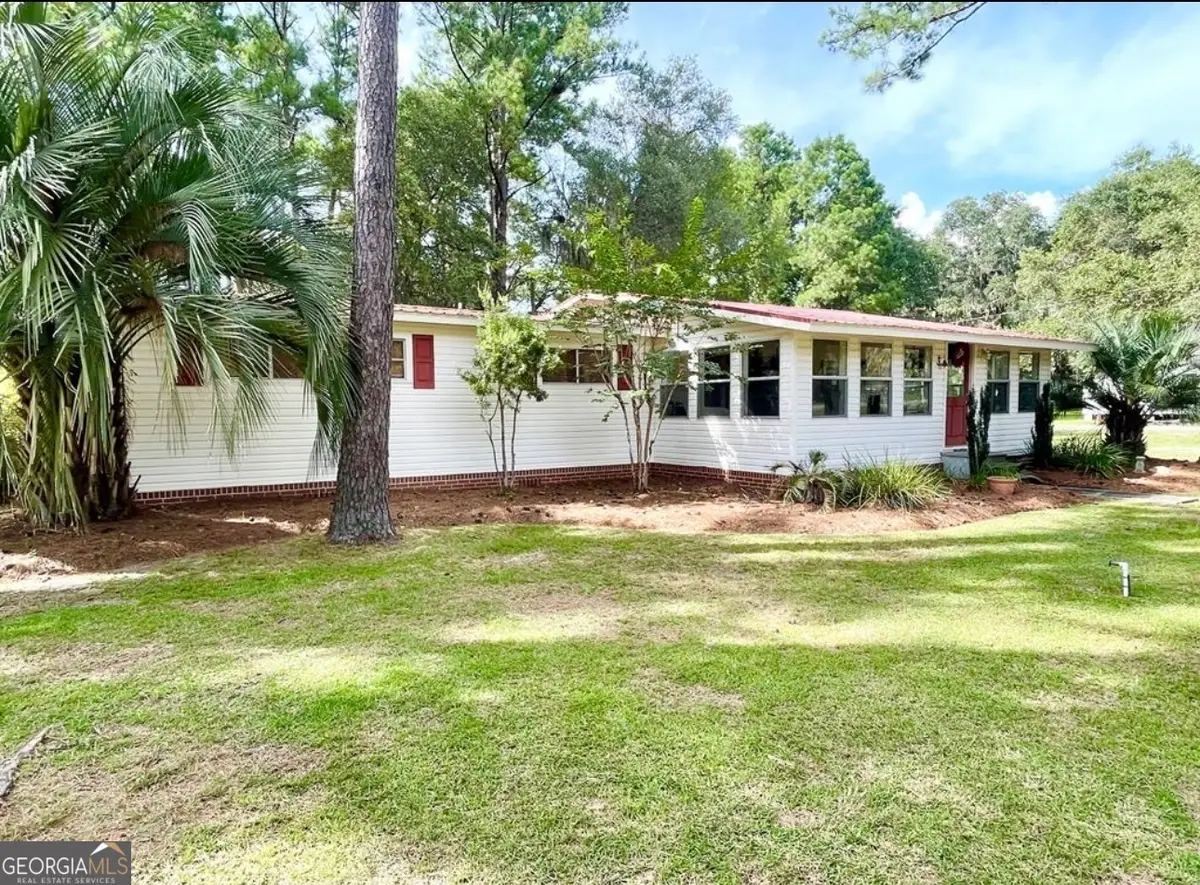 1031 Moore Haven Circle Ne, Townsend, GA 31331 - Image #1