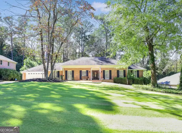 5735 Riverwood Drive, Atlanta, GA 30328