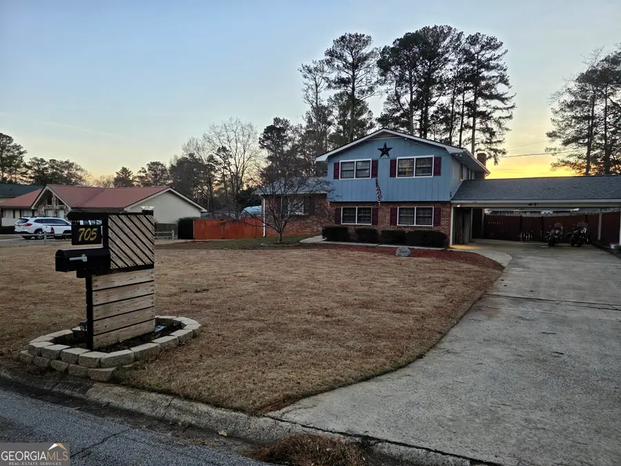 705 Chandler Dr., Lawrenceville, GA 30044 - Image #3