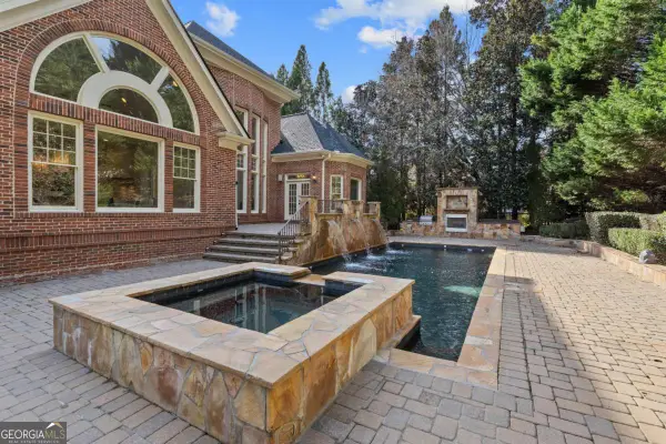 1017 Cherbury Lane, Alpharetta, GA 30022