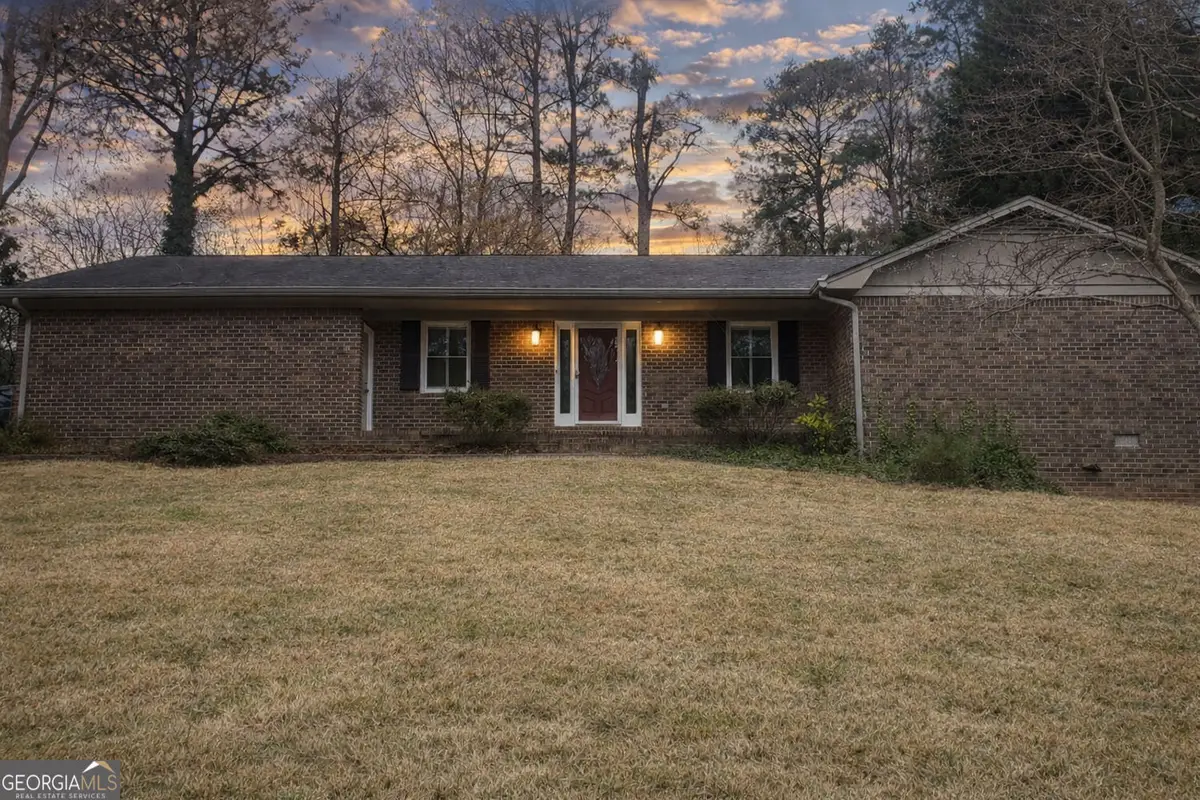 370 Merrydale Drive Sw, Marietta, GA 30064 - Image #1