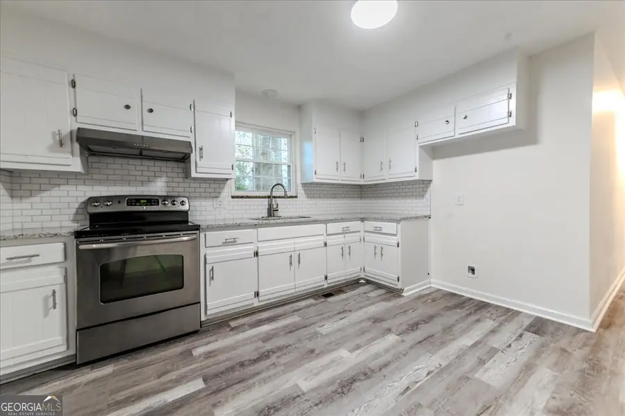 111 Collins Street, Byron, GA 31008 - Image #2