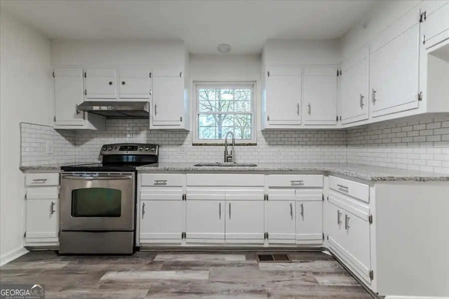 111 Collins Street, Byron, GA 31008 - Image #3