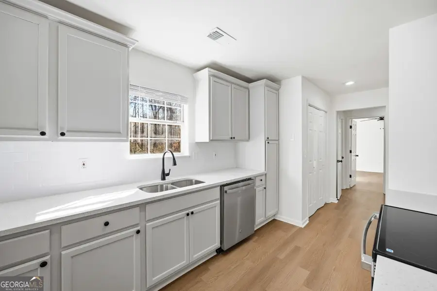 444 Mcgiboney Road, Covington, GA 30016 - Image #3