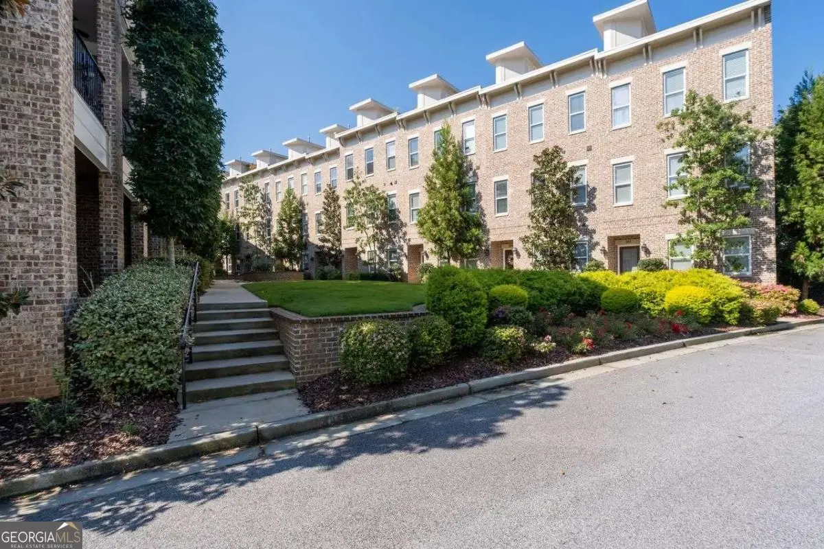 353 Brownstones Circle Ne, Atlanta, GA 30312 - Image #1