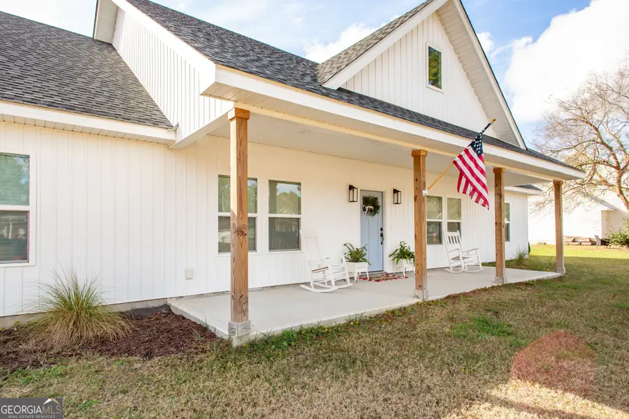 3090 Pineland Drive, Waycross, GA 31503 - Image #3