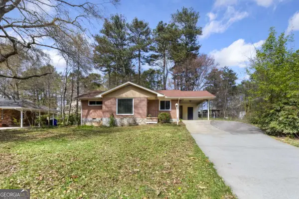 2042 Shady Lane, Tucker, GA 30084