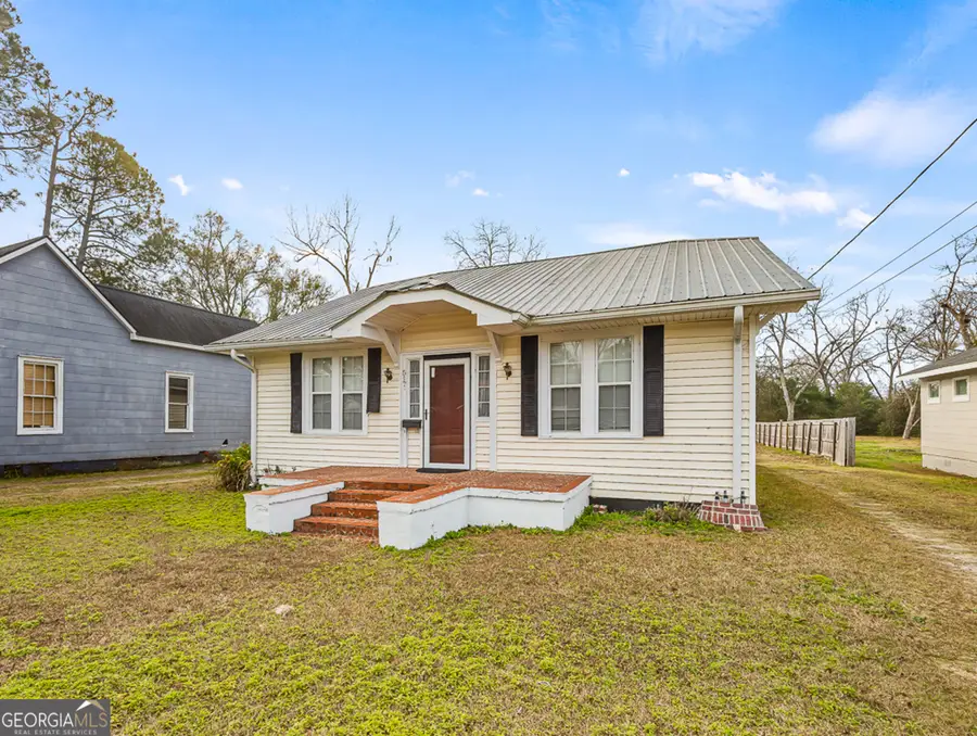 517 N Masonic Street, Millen, GA 30442 - Image #2