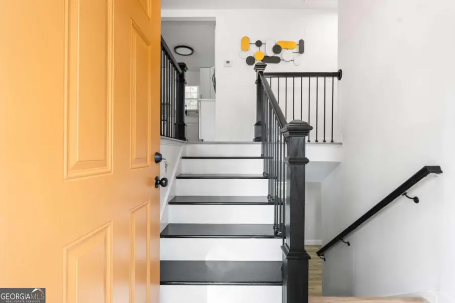 1969 Valley Ridge Drive Sw, Atlanta, GA 30331 - Image #2