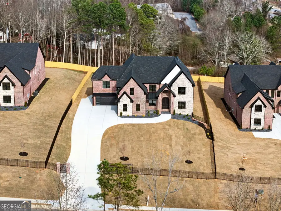 405 Thunder Road, Buford, GA 30518 - Image #2