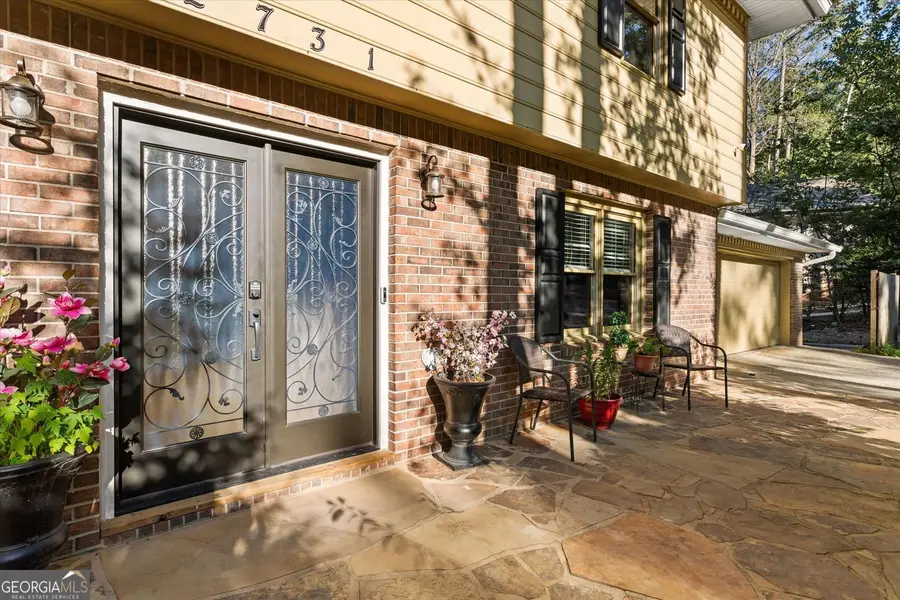 2731 Brackenwood Drive, Snellville, GA 30039 - Image #2