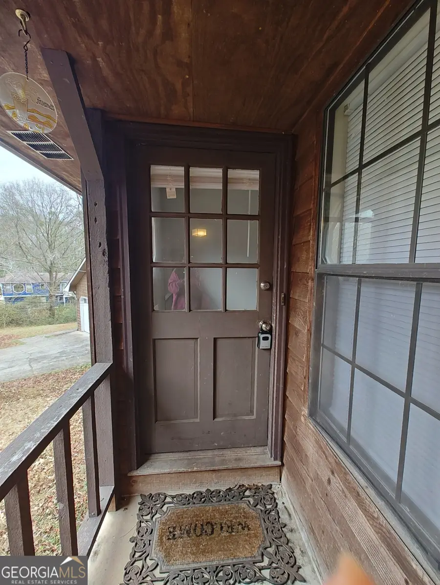 629 Woodsong Lane, Stone Mountain, GA 30087 - Image #3