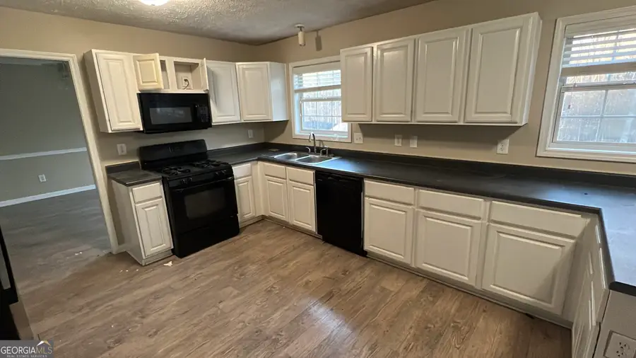 923 Windmill Court, Jonesboro, GA 30236 - Image #3