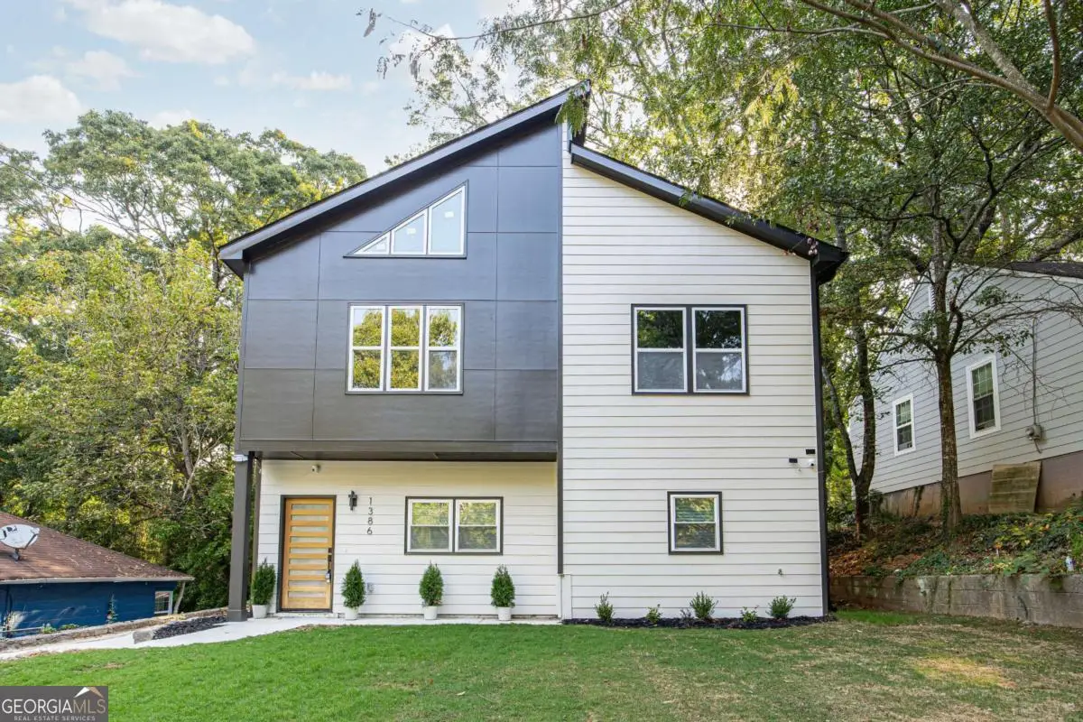 1386 Elizabeth Avenue Sw, Atlanta, GA 30310 - Image #1