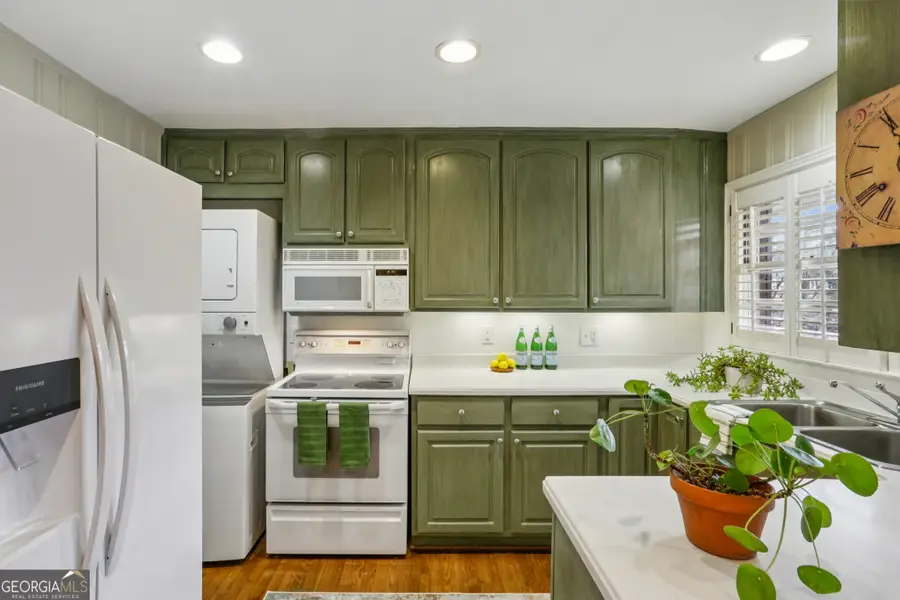 2556 Defoors Ferry Road Nw, Atlanta, GA 30318 - #3