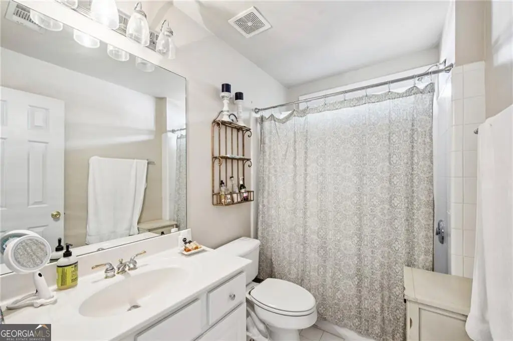 1055 Brookhaven Walk Ne, Atlanta, GA 30319 - Image #1