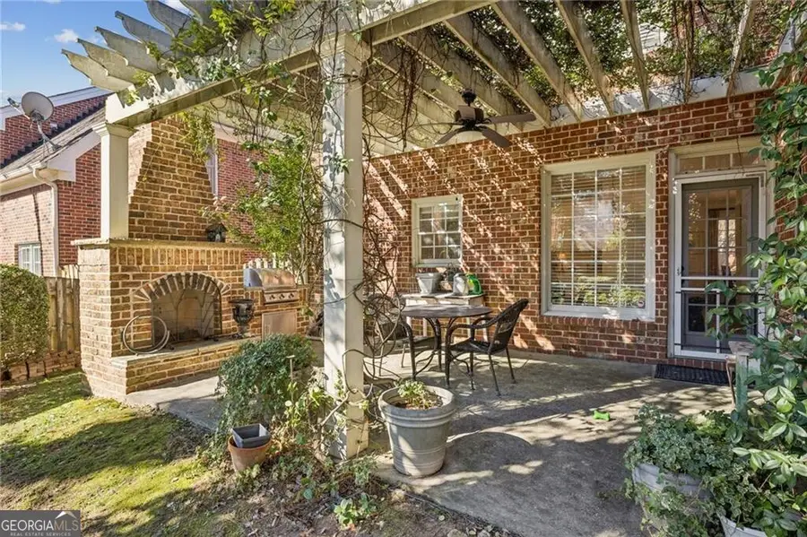 1055 Brookhaven Walk Ne, Atlanta, GA 30319 - Image #3