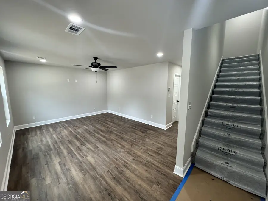 305 N 4th Street, Warner Robins, GA 31093 - Image #3