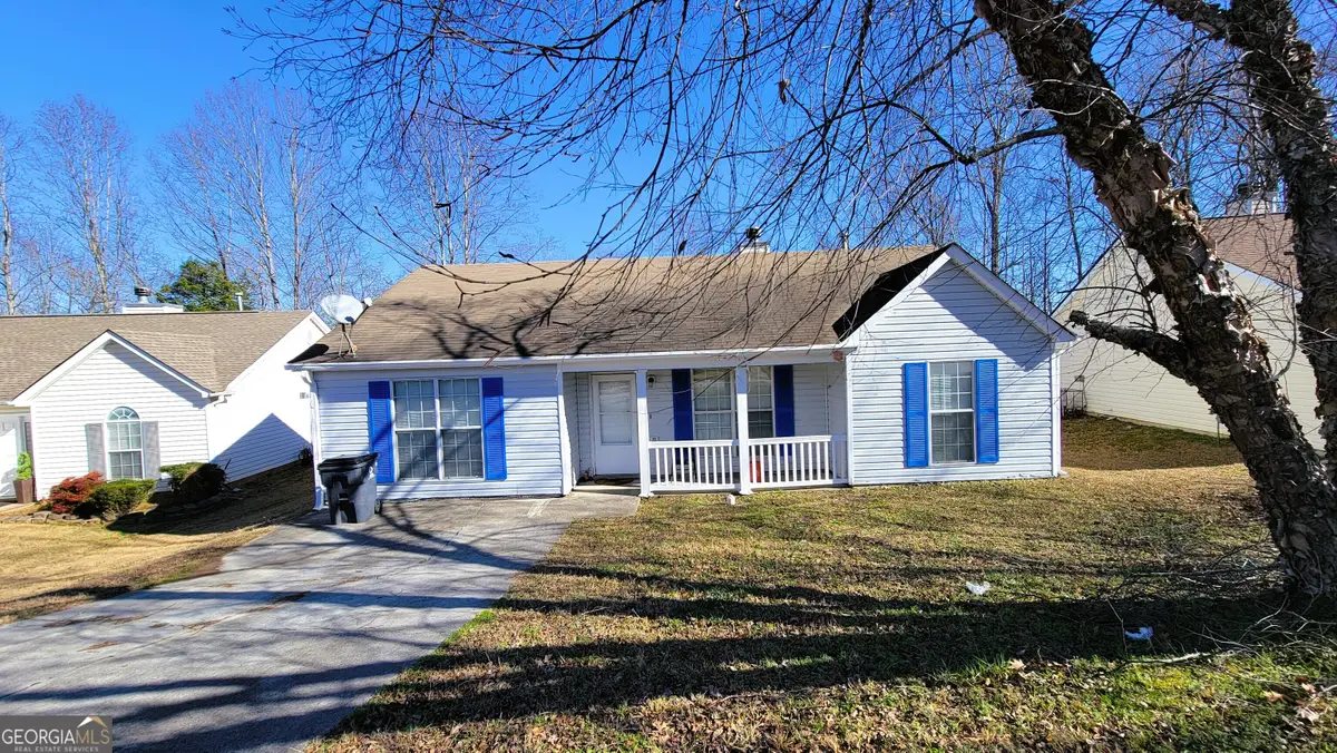 5609 Eagles Feather Lane, Riverdale, GA 30274 - Image #1