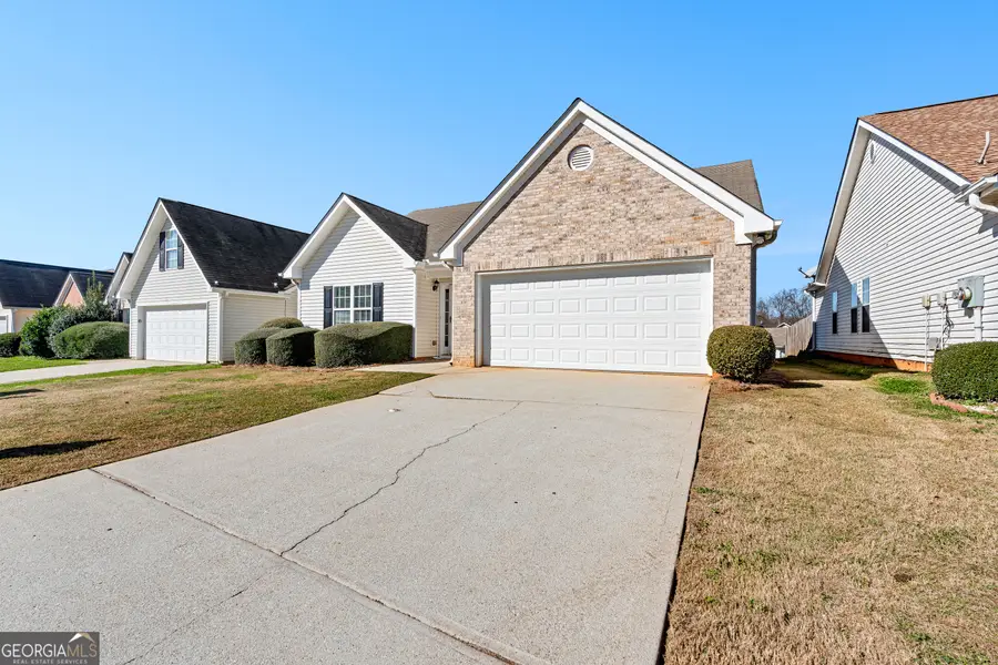 160 Charleston Place, Covington, GA 30016 - #2