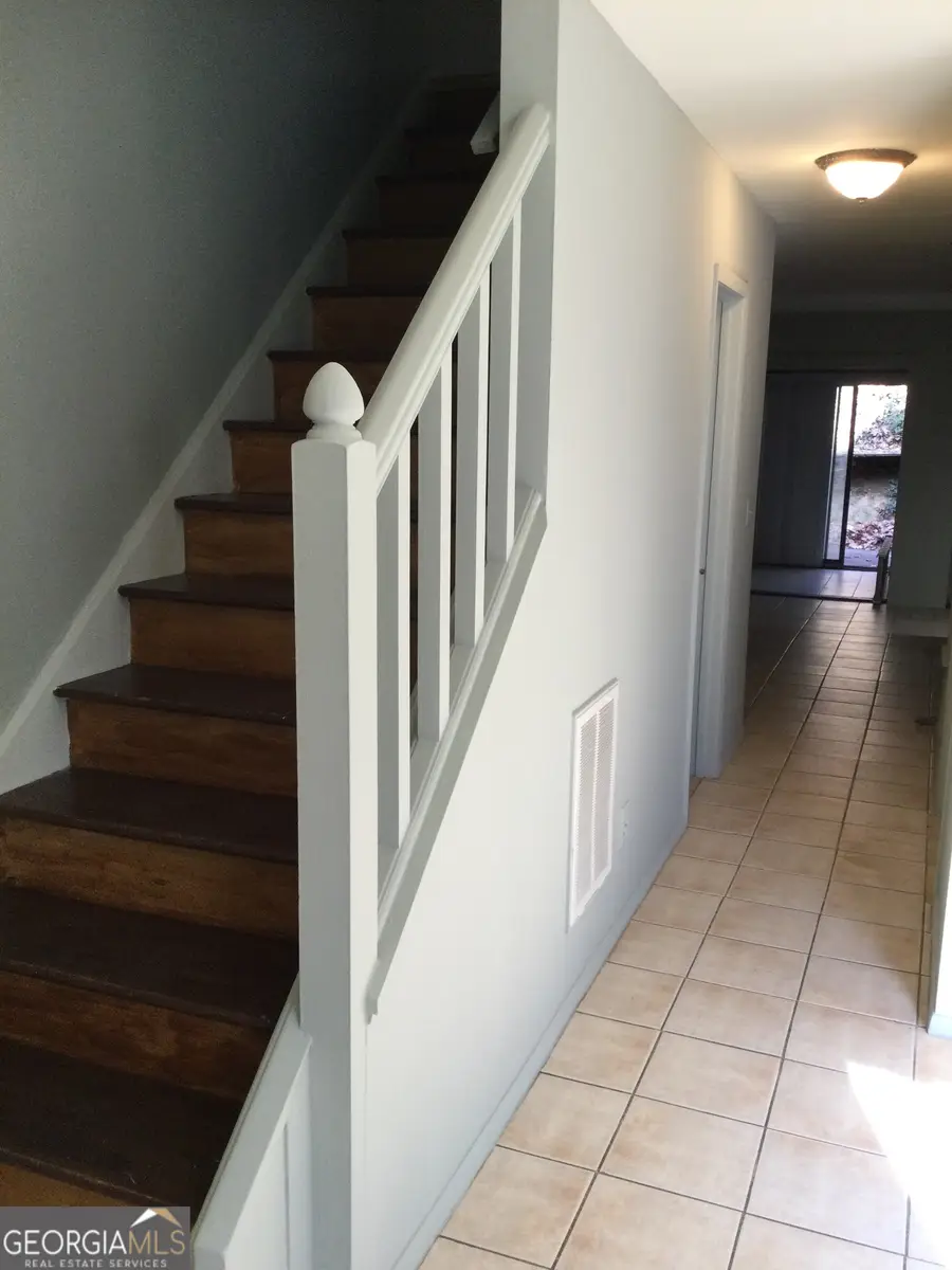 544 Northridge Crossing Drive, Sandy Springs, GA 30350 - Image #2