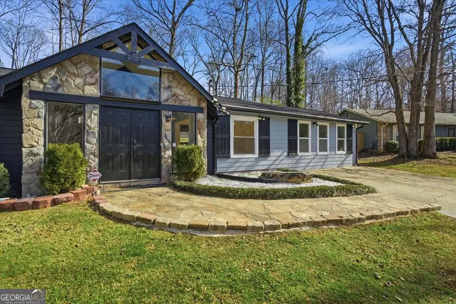 670 Stonehedge Drive, Stone Mountain, GA 30087 - #2