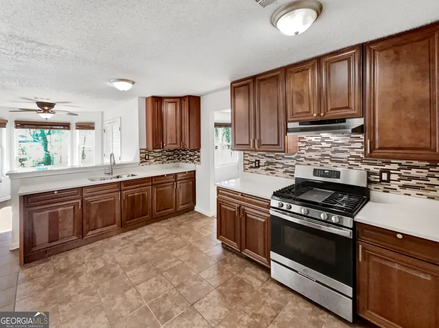 2438 Briar Knoll Road, Lithonia, GA 30058 - #2