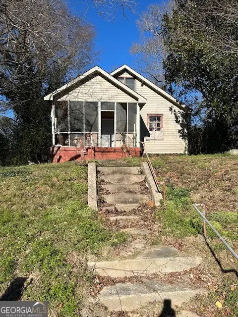 1105 E 7th Street, West Point, GA 31833