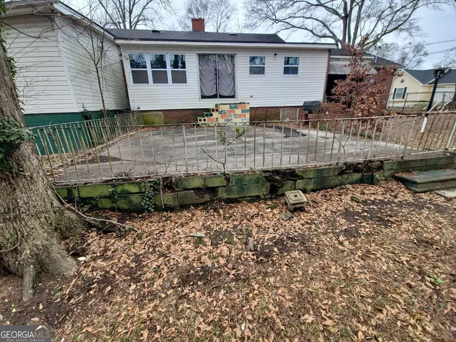 438 N 4th Street, Griffin, GA 30223 - #3